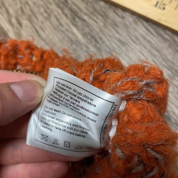 Chanel Cashmere blend chunky sweater - Picture 10 of 12